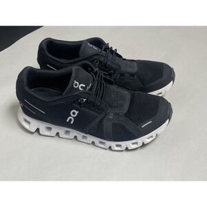 On Cloud 5 Shoes Womens Size 8.5 Running Comfort Sneakers READ